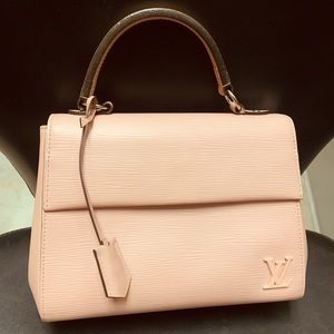 LV cluny bb